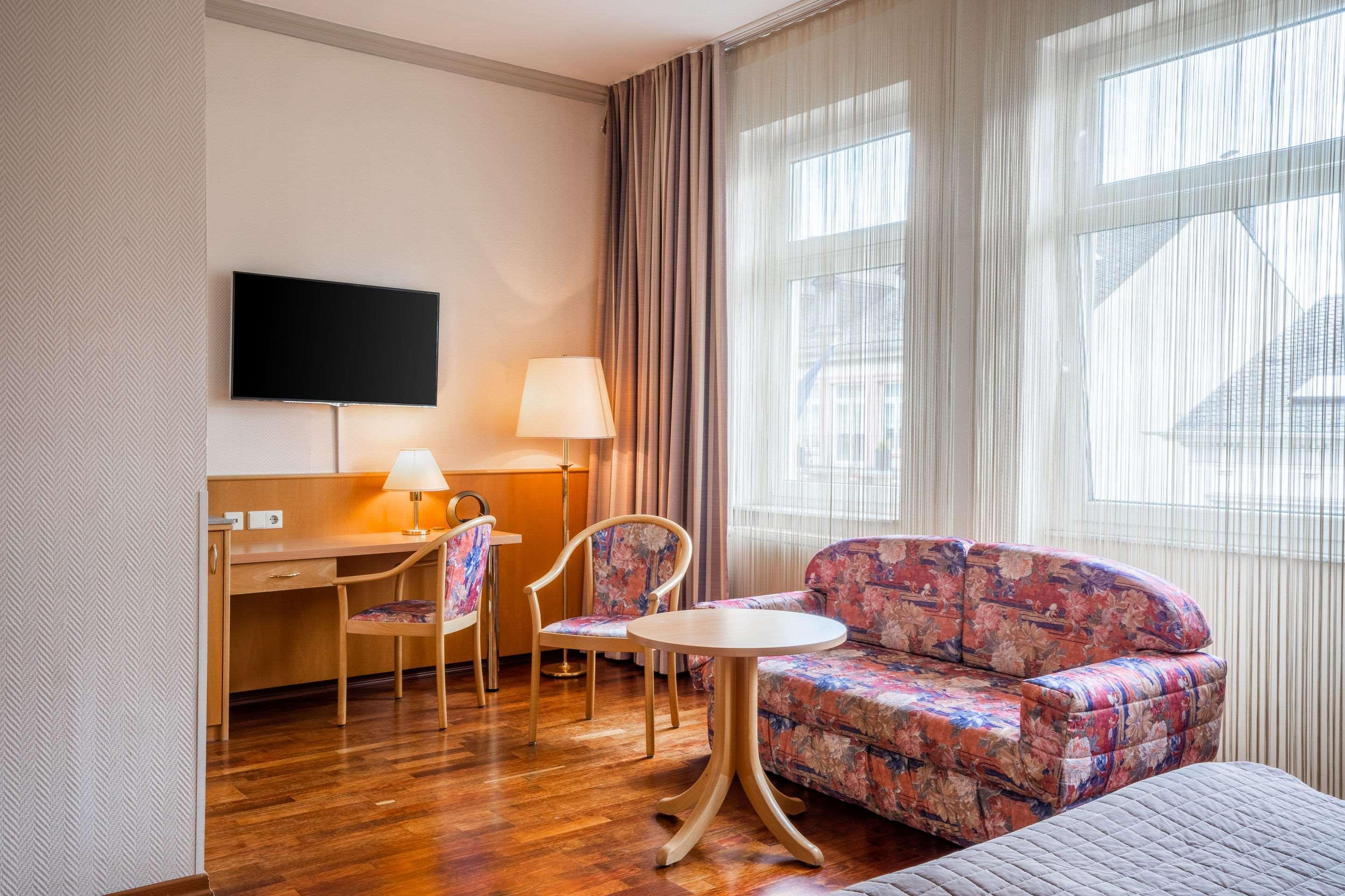 Komfort Hotel Am Kurpark Bad Homburg vor der Hoehe Ngoại thất bức ảnh