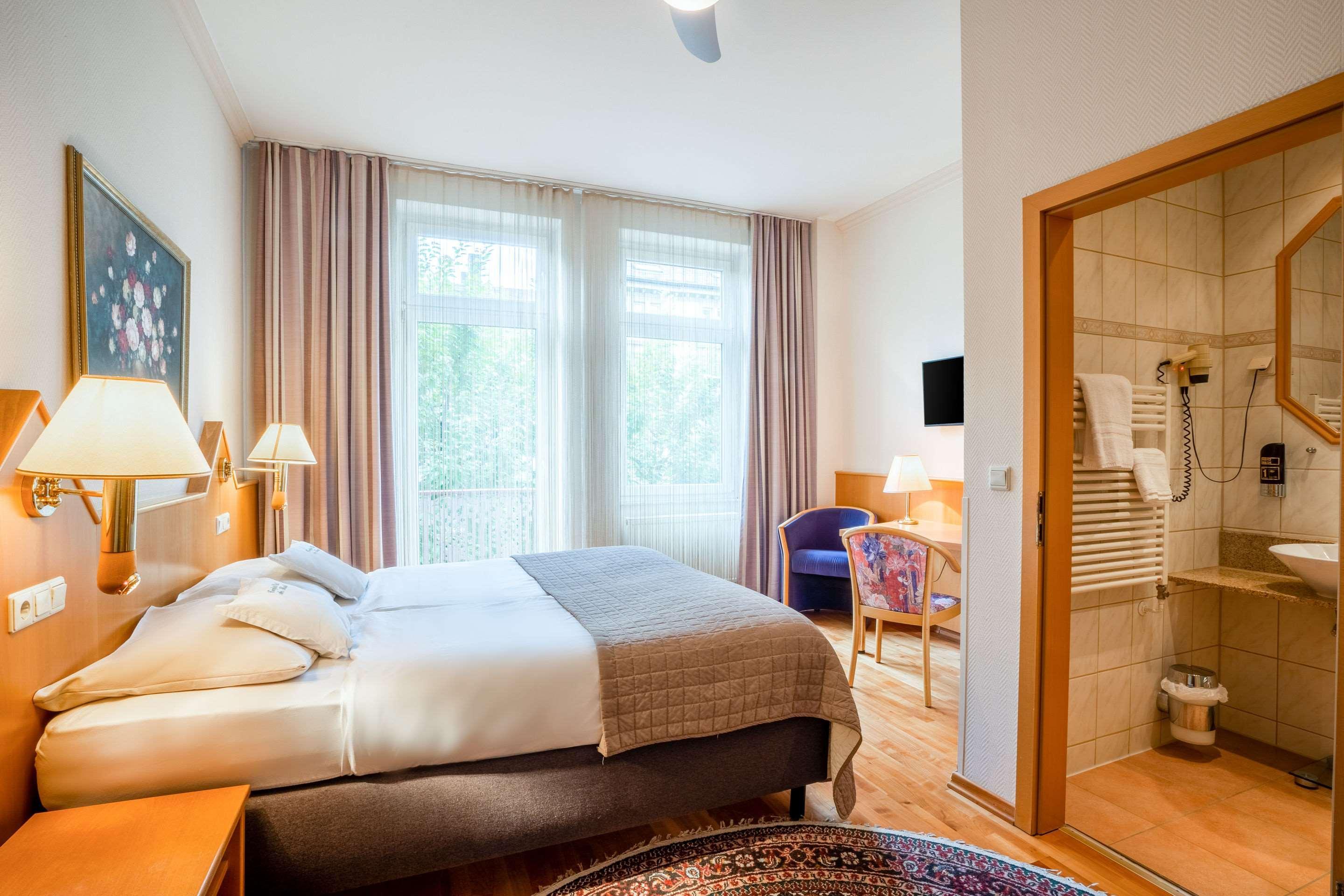Komfort Hotel Am Kurpark Bad Homburg vor der Hoehe Ngoại thất bức ảnh