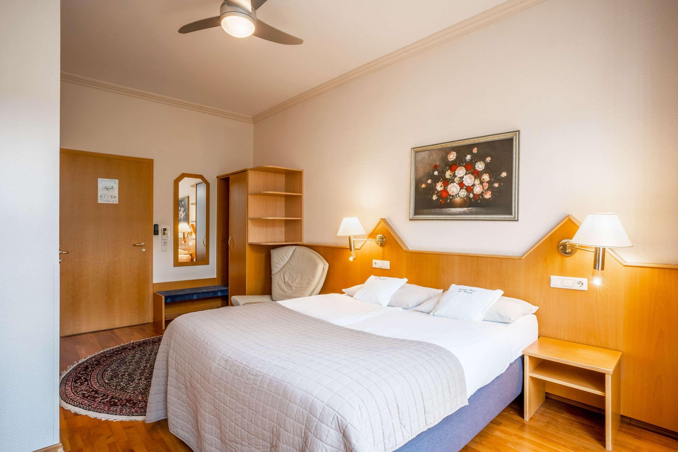 Komfort Hotel Am Kurpark Bad Homburg vor der Hoehe Ngoại thất bức ảnh