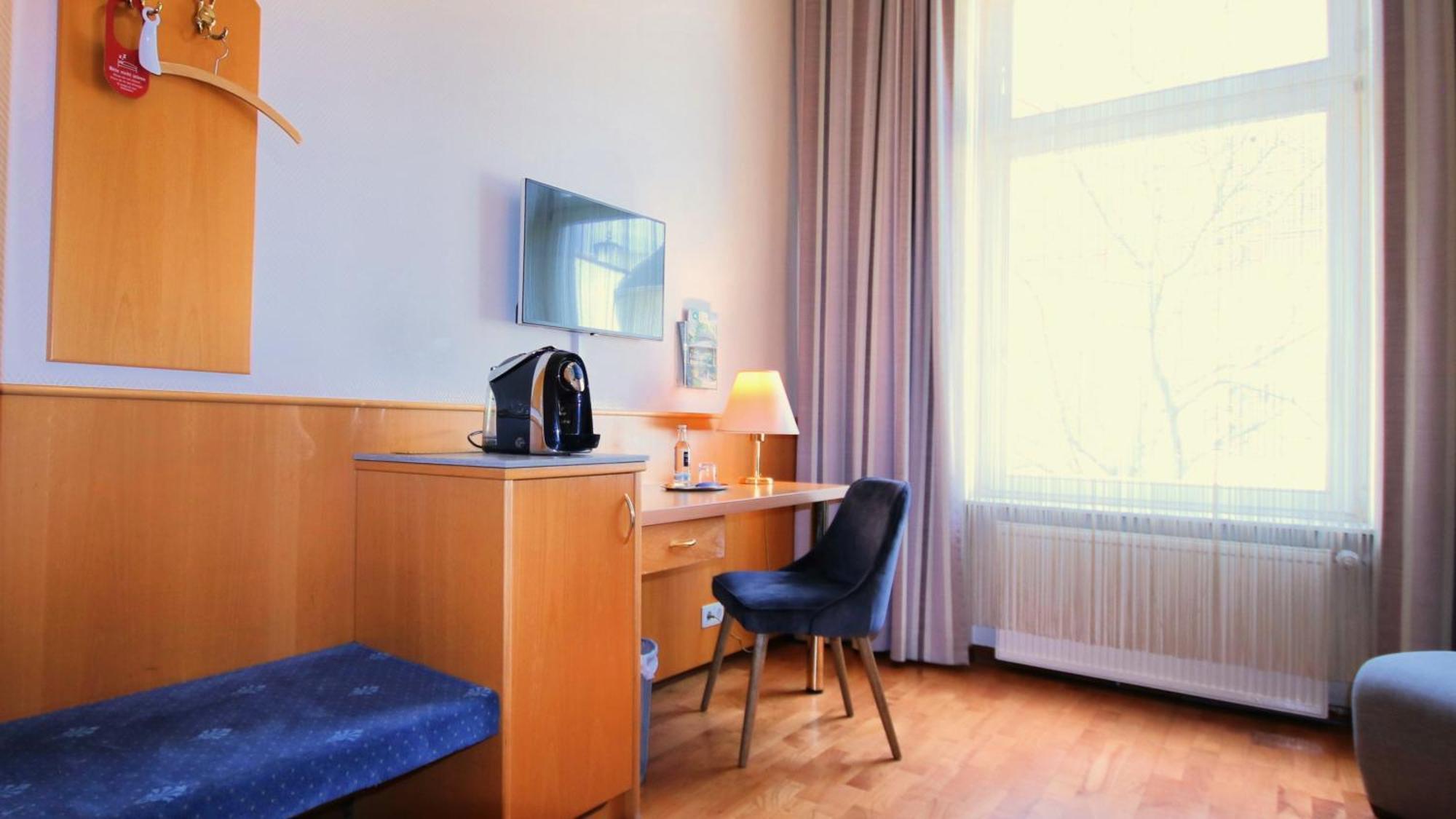 Komfort Hotel Am Kurpark Bad Homburg vor der Hoehe Ngoại thất bức ảnh