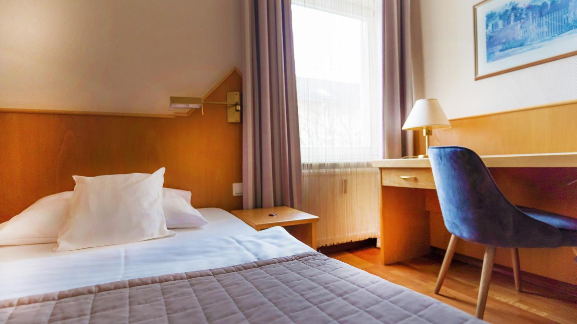 Komfort Hotel Am Kurpark Bad Homburg vor der Hoehe Ngoại thất bức ảnh